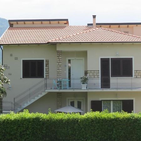 Casa Vacanze “Bouganville” loc Avane Pisa Vecchiano Exterior foto